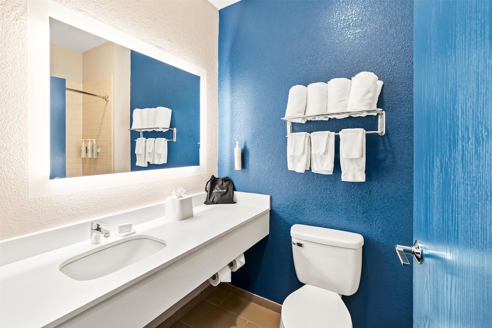 Spark by Hilton Round Rock - photo 27