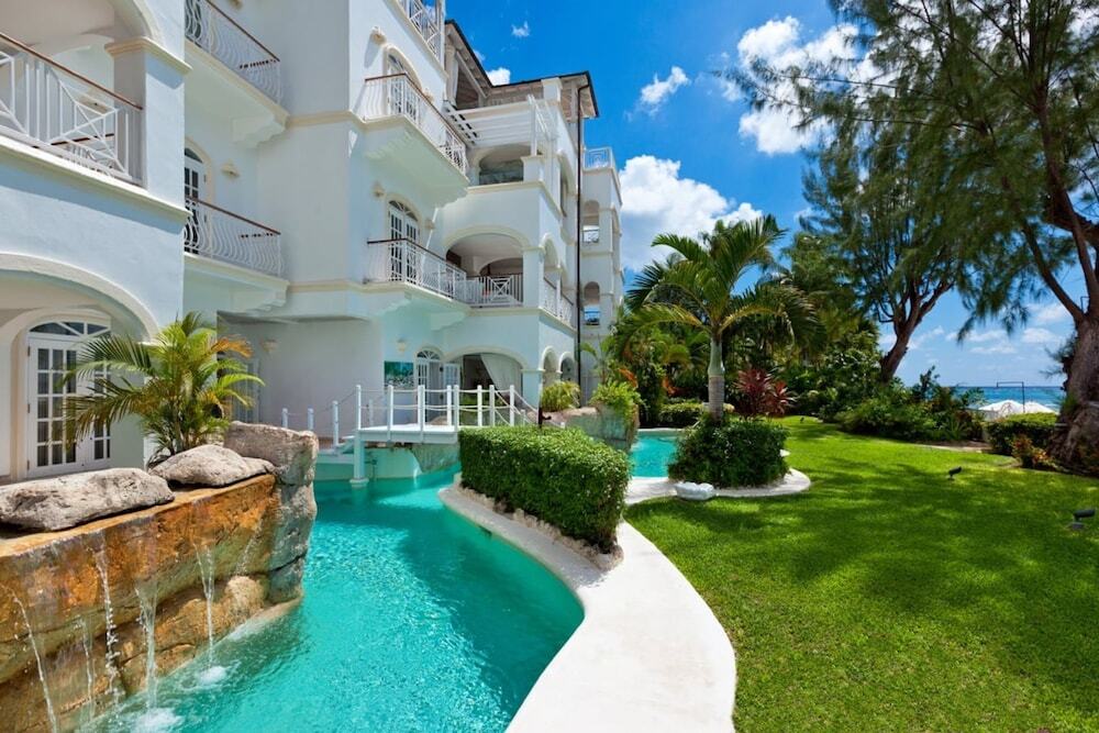 Old Trees 002 — 4-Star Luxury Hotel in Holetown, Barbados