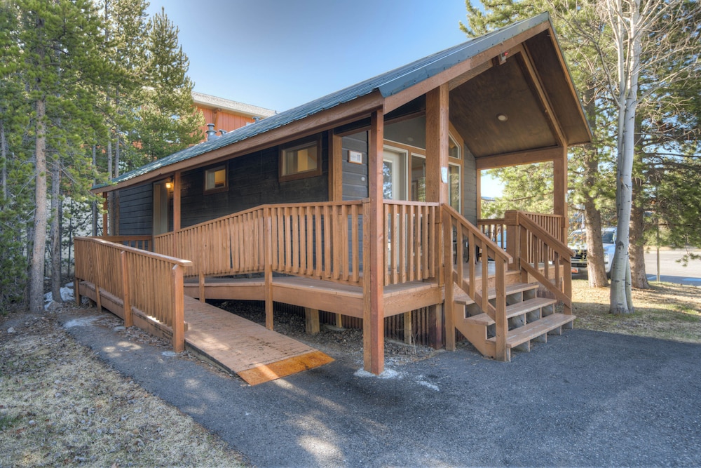 Explorer Cabins At Yellowstone - photo 72
