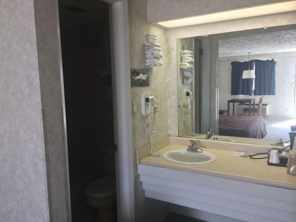 Knights Inn Cozad Lexington Area - photo 23