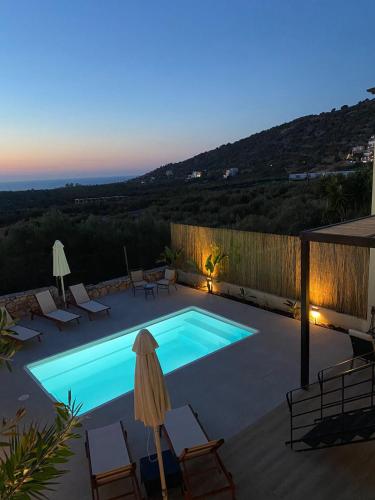 Sissi Villa Eleftheria — 4-Star Luxury Hotel in Sision, Greece