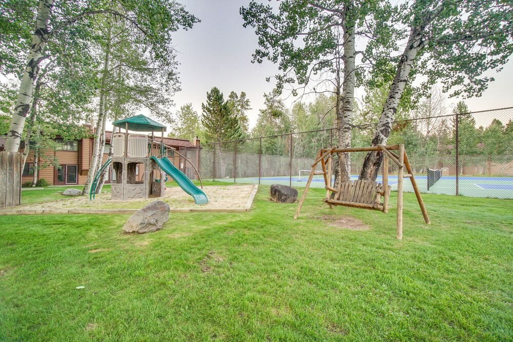 McCall Vacation Rental about half Mi to Payette Lake — 4-Star Luxury Hotel in Mccall, United States