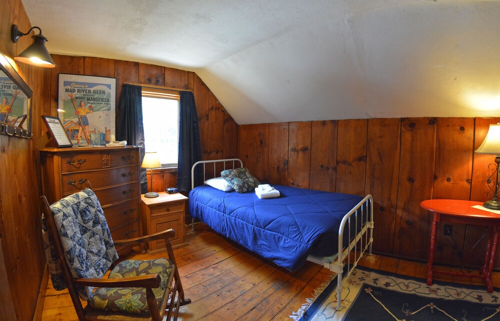 Hyde Away Inn - photo 24