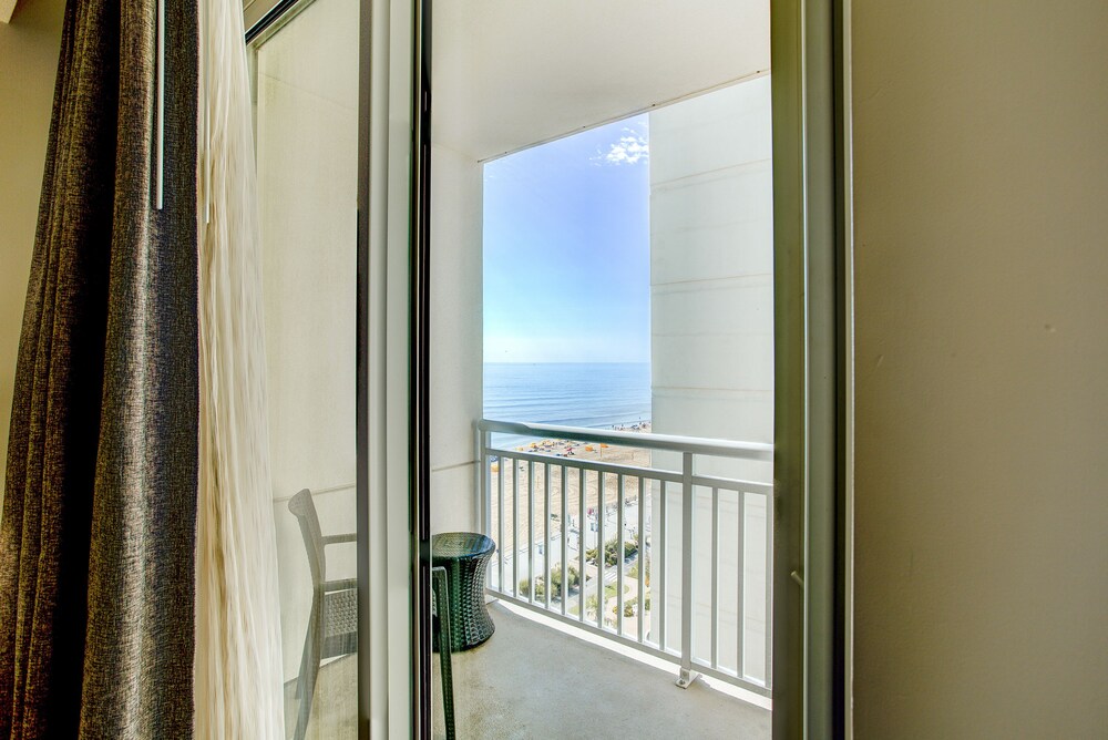 Hilton Vacation Club Oceanaire Virginia Beach - photo 20