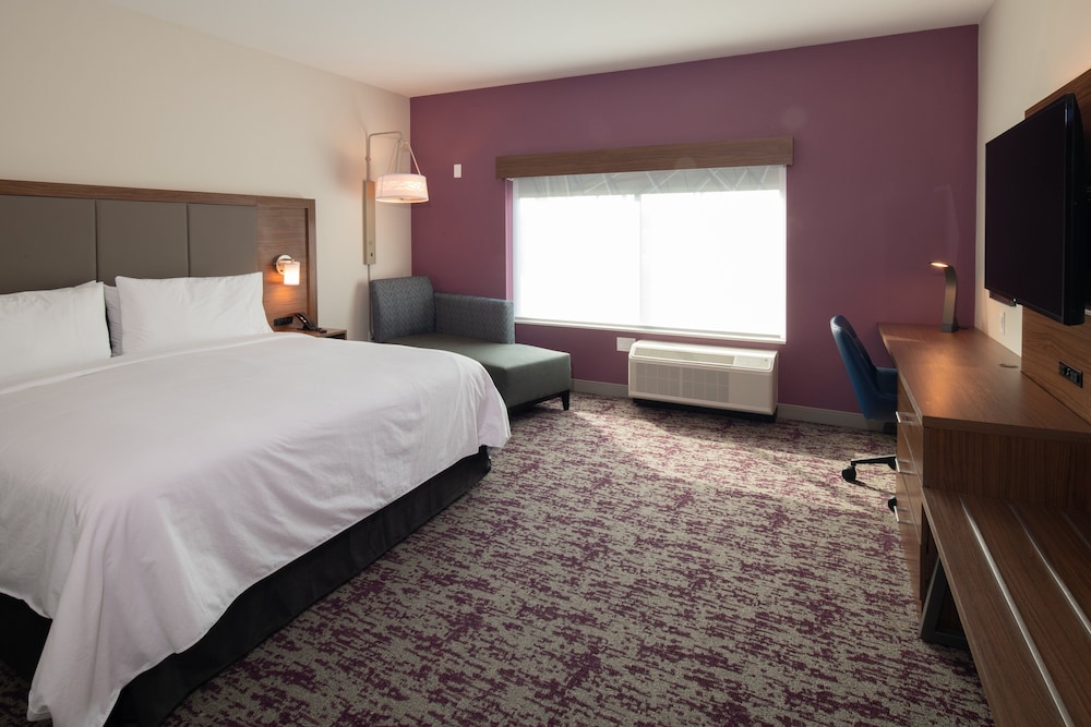 Holiday Inn Express and Suites Little Rock Downtown by IHG - photo 10