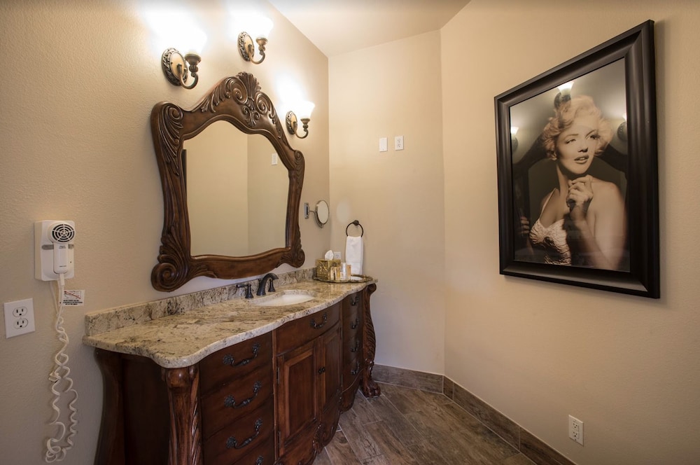 Gruene River Hotel & Retreat - photo 67