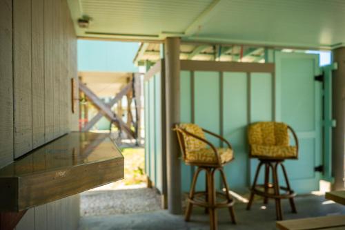 Conch West by Oak Island Accommodations - photo 2