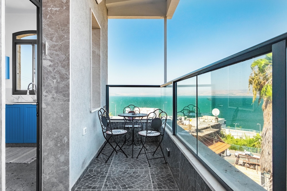 Tiberias Blue Panorama by Sea N' Rent — 4-Star Luxury Hotel in Tiberias, Israel