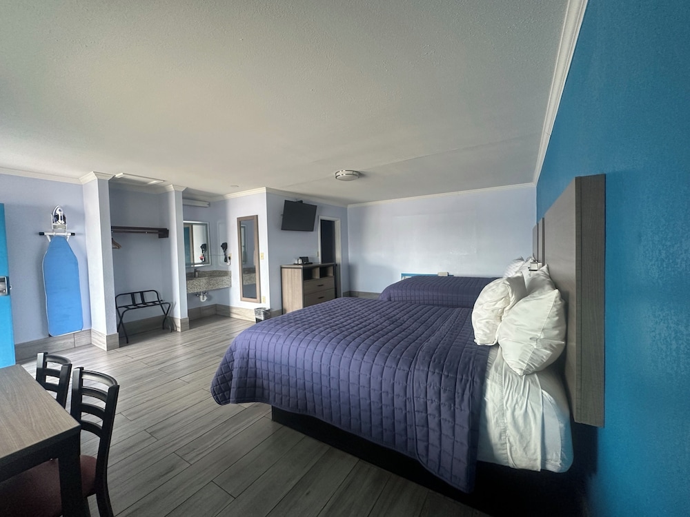 Carrizo Executive Inn - photo 21