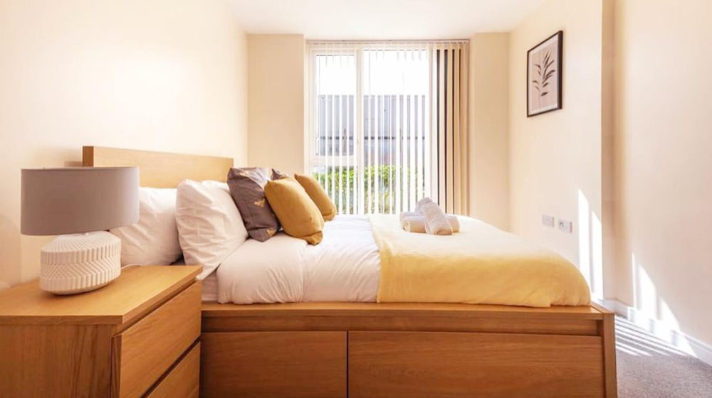 Immaculate 2 bed Apartment in Reading