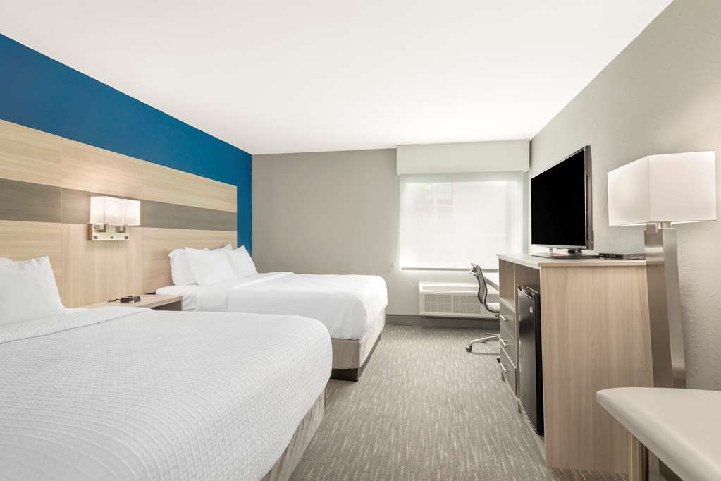 Best Western Plus Magnolia Inn Suites - photo 18