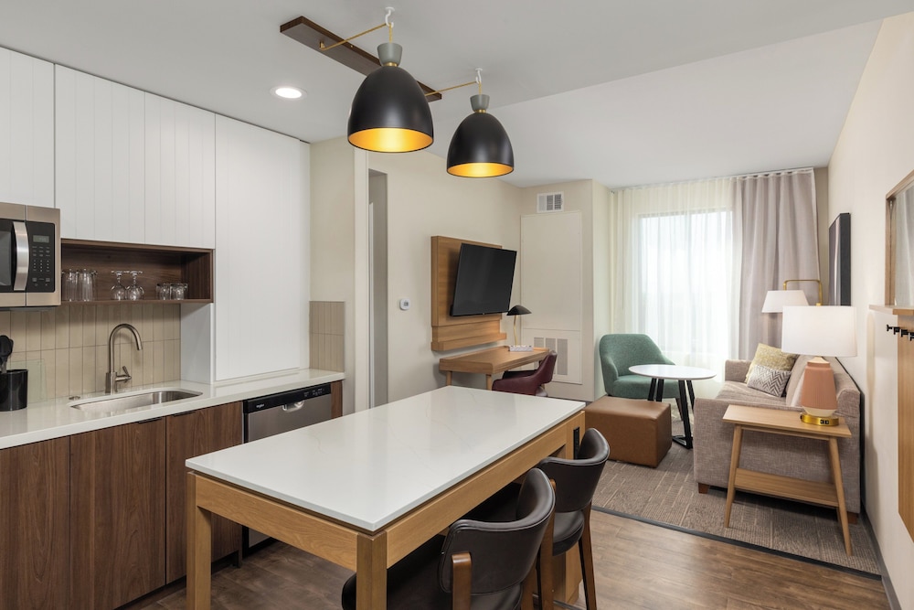Staybridge Suites Eastvale Norco by IHG - photo 8