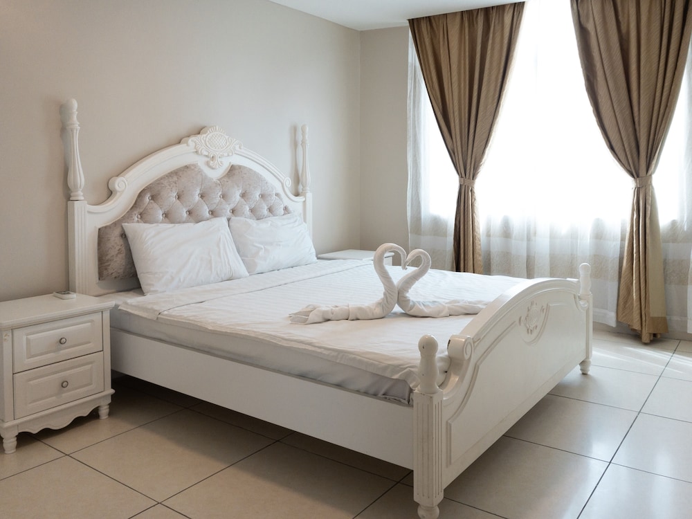 Simfoni Resort - carbon neutral hotel in Kuah