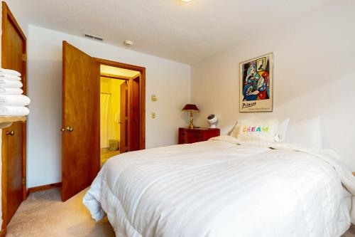 Spacious Mountain Retreat in Ludlow, United States