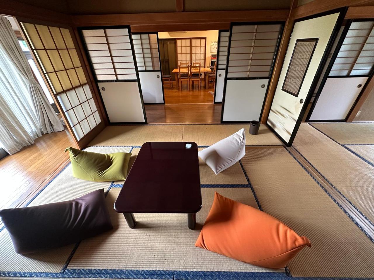 Fuji Cottage — 4-Star Luxury Hotel in Fujikawaguchiko, Japan