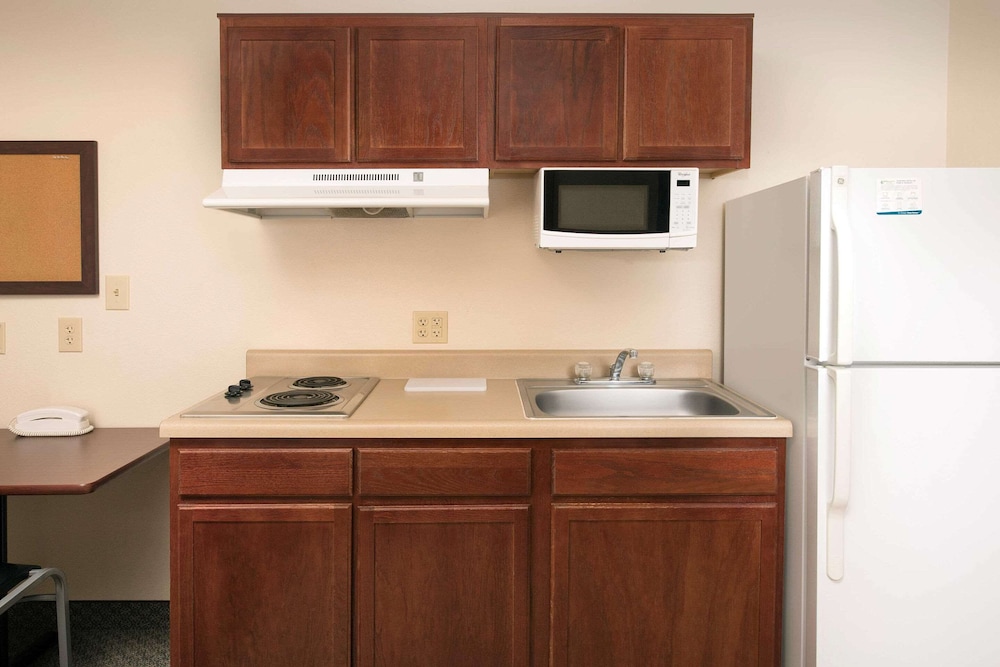 WoodSpring Suites Waco near University - photo 11