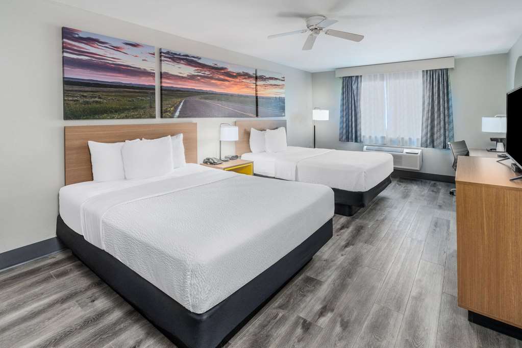 Days Inn by Wyndham Lamar - photo 12