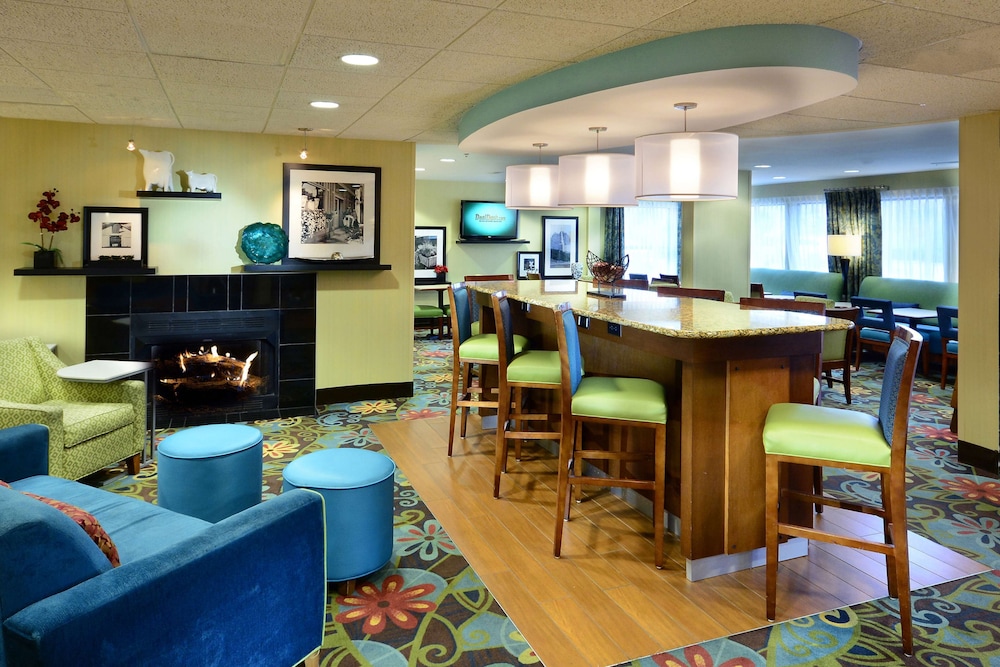 Hampton Inn Raleigh Town Of Wake Forest - photo 3
