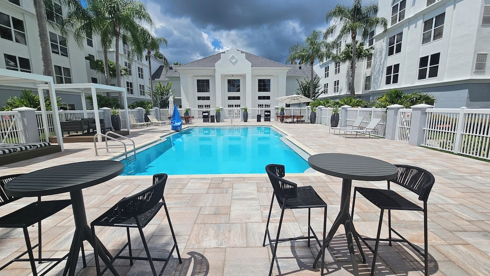 Montreal Suites Orlando By Ihg - photo 27