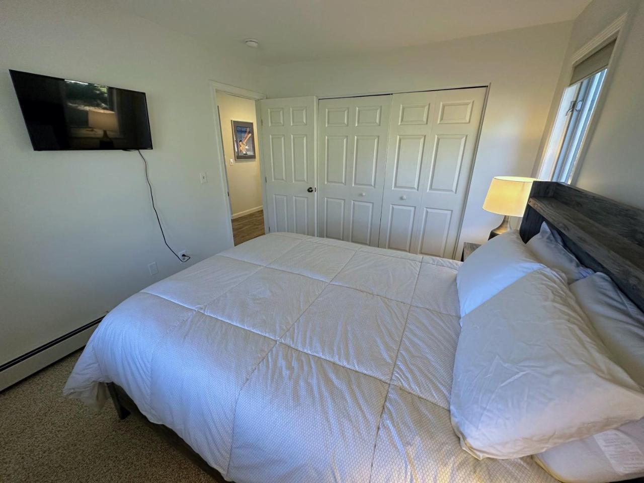 F7 Comfortable golf course townhouse within walking distance of Mount Washington Hotel - photo 21