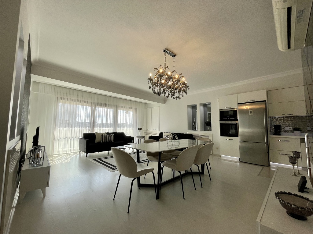 Kaplan Luxury Family Flat 3 Bedrooms with air conditioning & heating in the City — 4-Star Luxury Hotel in Istanbul, Turkey