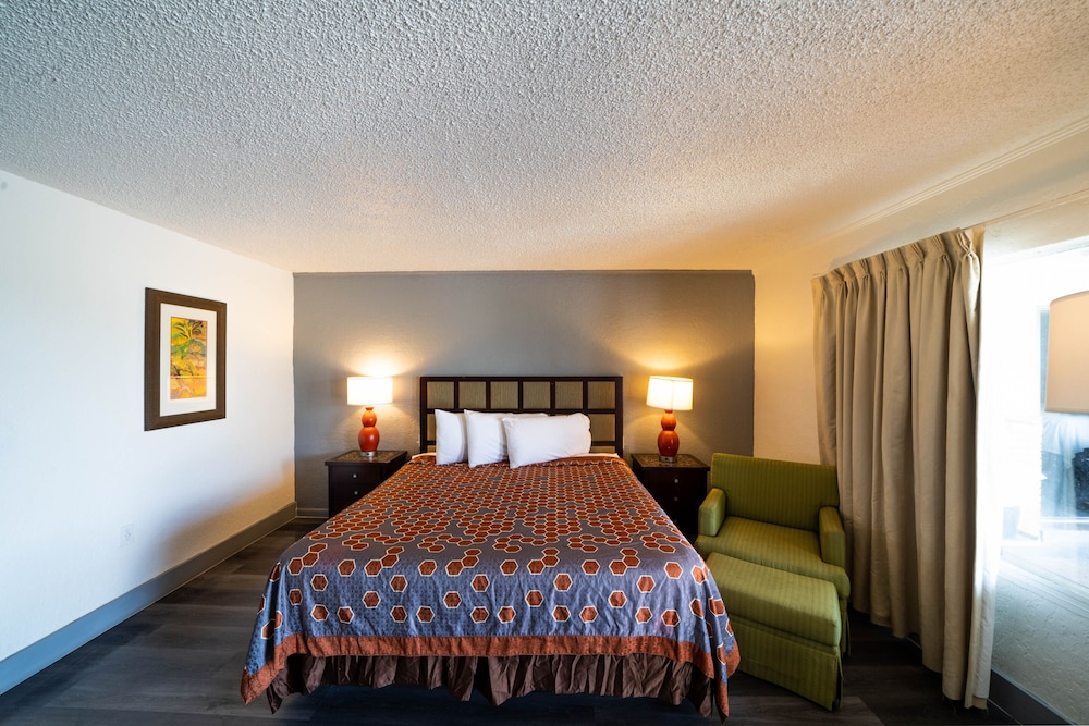 Oyo Hotel Ocala Fl I 75 - photo 13