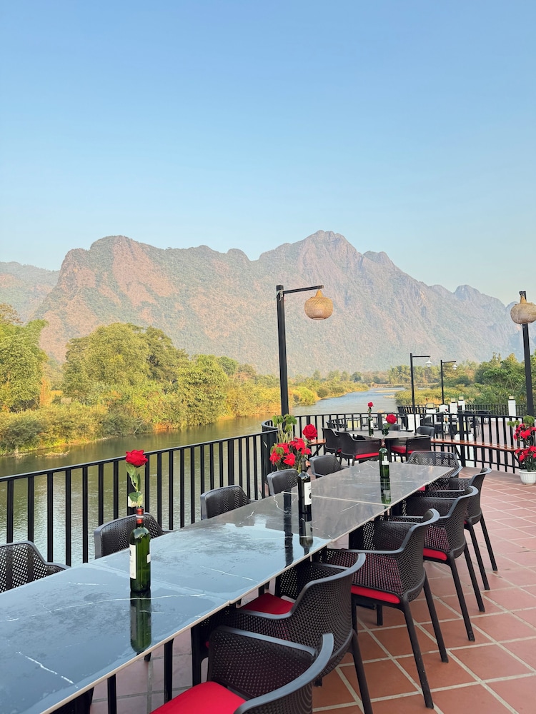 Phalai view hotel in Vangviang, Laos
