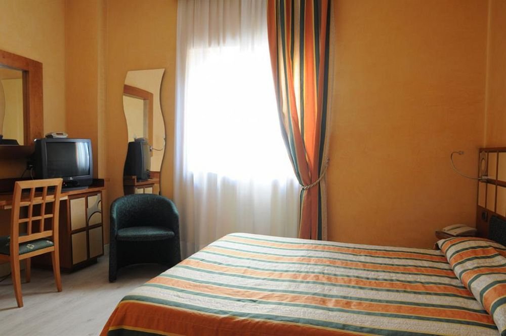 Hotel Centrale — Cosenza — photo 5