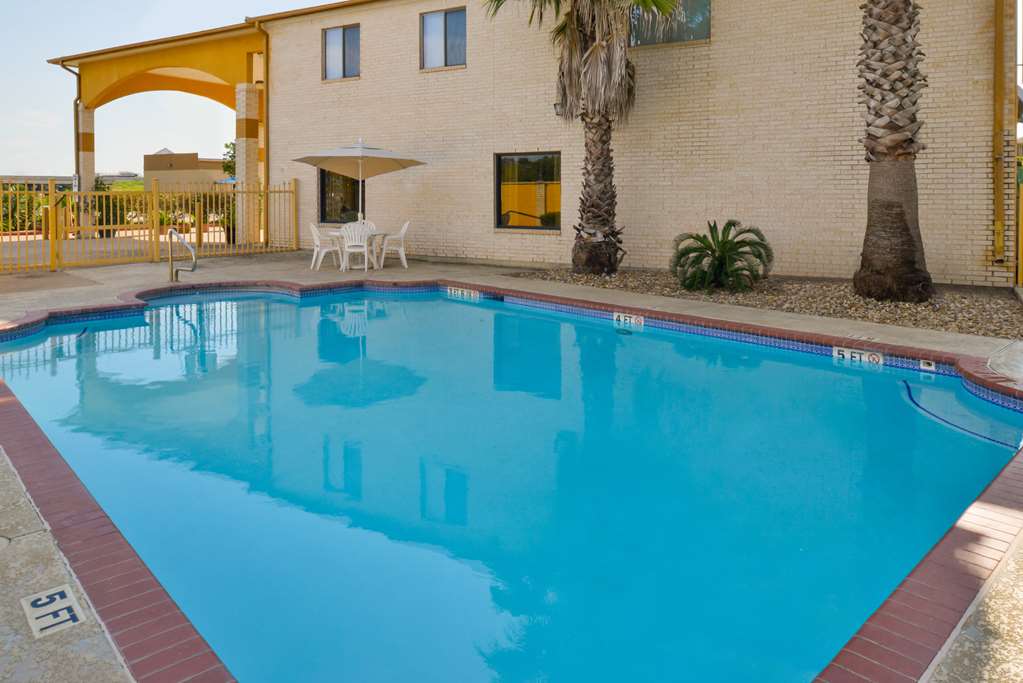 Americas Best Value Inn & Suites Waller Prairie View - photo 25