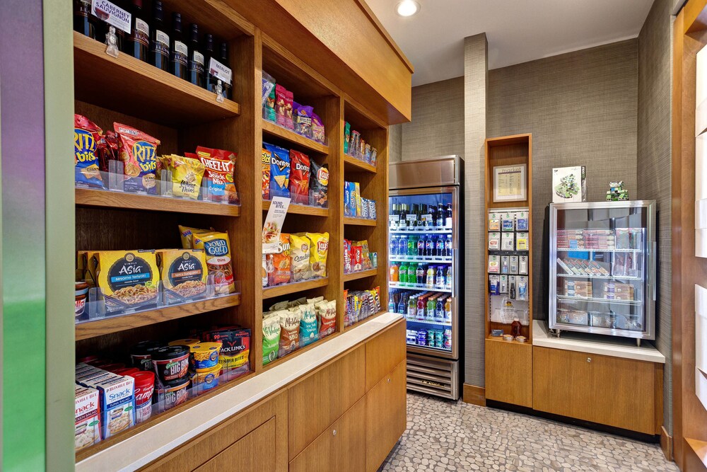 Springhill Suites Wichita Airport - photo 22