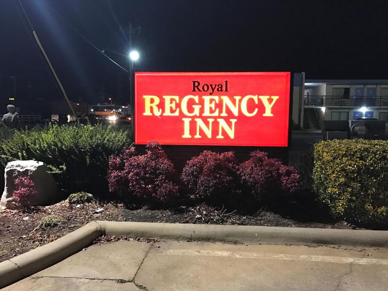 Royal Regency Inn - photo 3