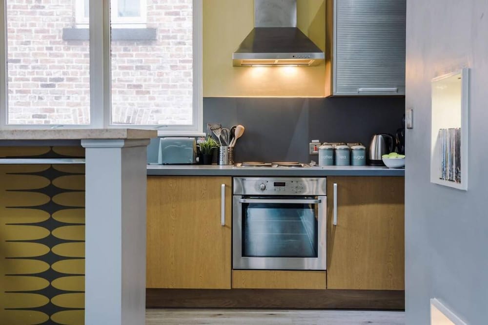 Campbell Square Apartment 3 — 4-Star Luxury Hotel in Liverpool, United Kingdom