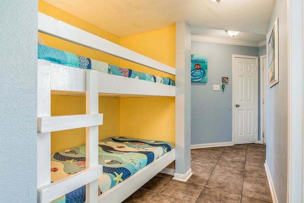 Seascape Resort Condominiums - photo 28