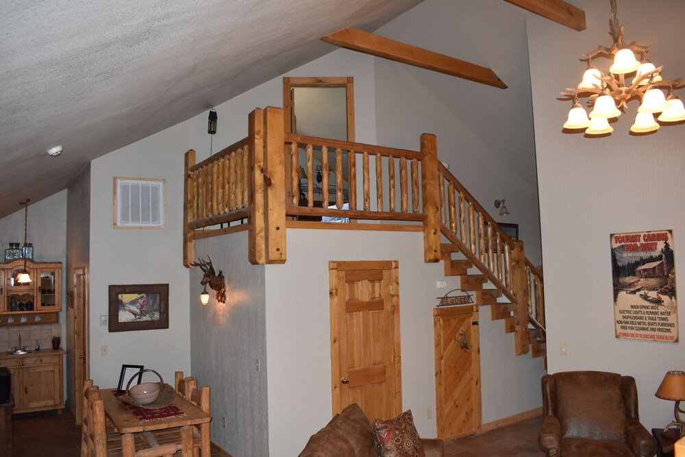 Bear Creek Lodge Cabin Resort - photo 54