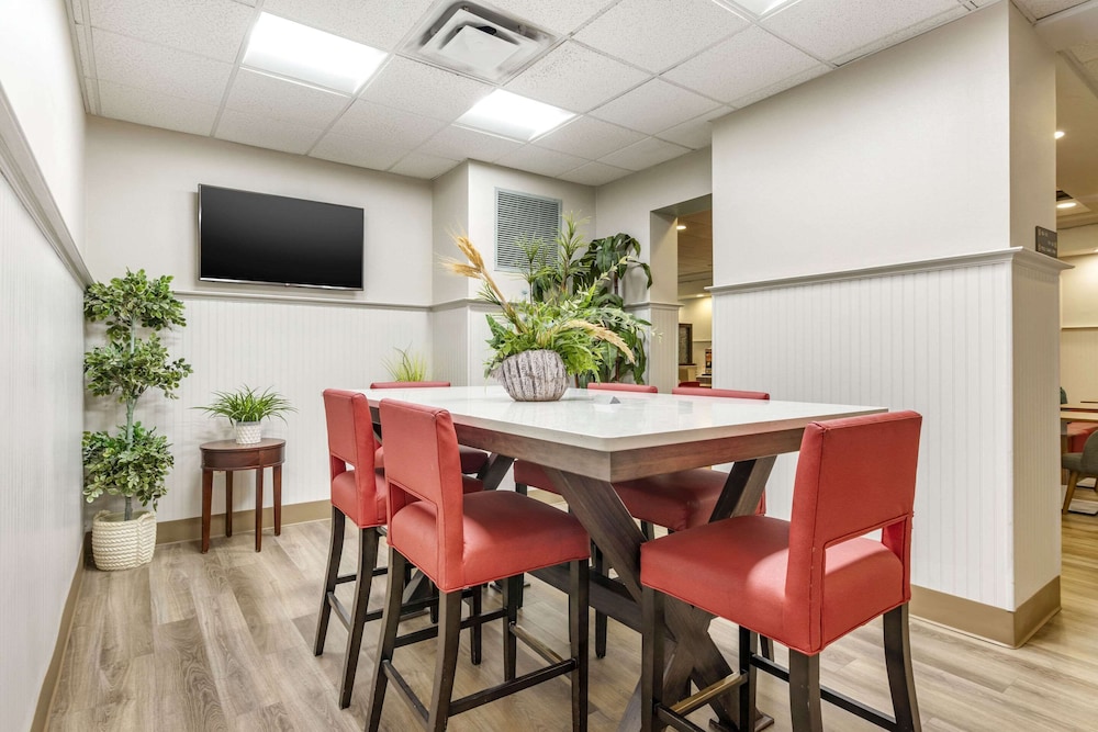 Mainstay Suites Ocean City West - photo 22