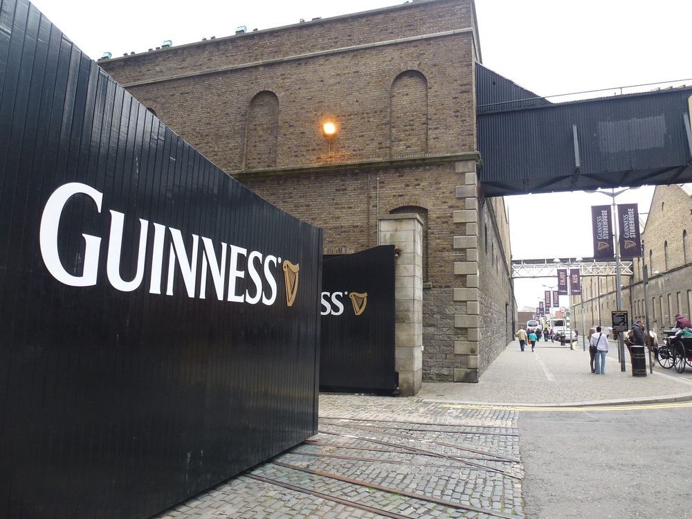 Grand Canal Quay Penthouse — 4-Star Luxury Hotel in Dublin, Republic of Ireland