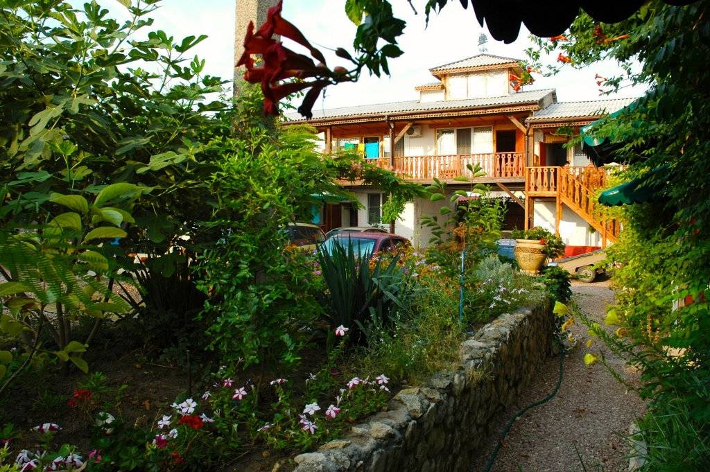 Zagorodnaya Usadba in Chernomorskoye, Ukraine