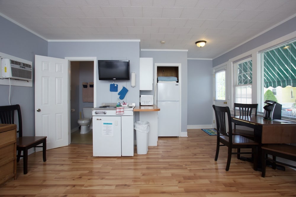Drakes Island Resort - photo 10