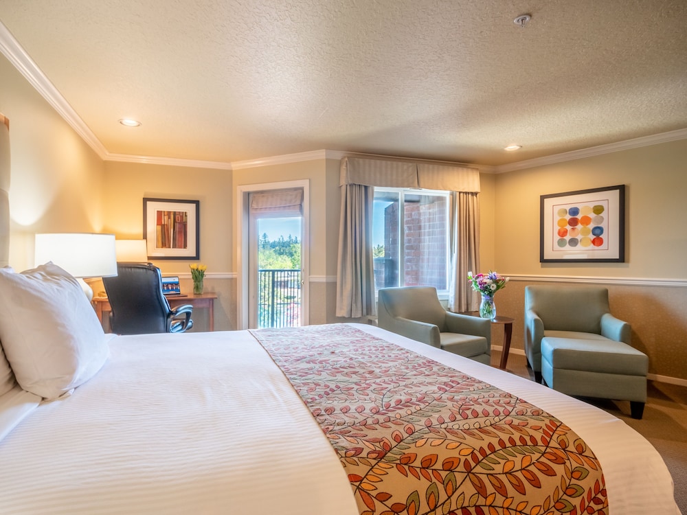 Century Hotel - photo 11