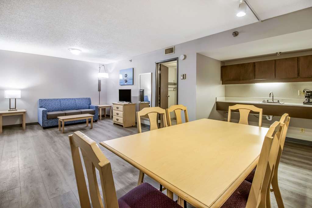 Clarion Hotel Jackson Northwest - photo 31