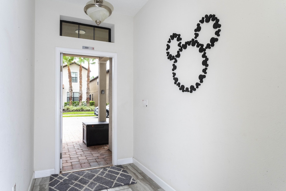 Brilliance At Solterra Resort By Shine Villas #092 5 Bedroom Villa - photo 3