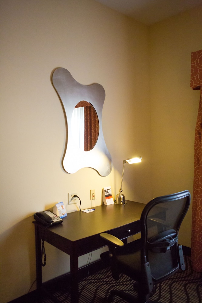 Holiday Inn Express Hotel & Suites Chattanooga Hixson by IHG - photo 32
