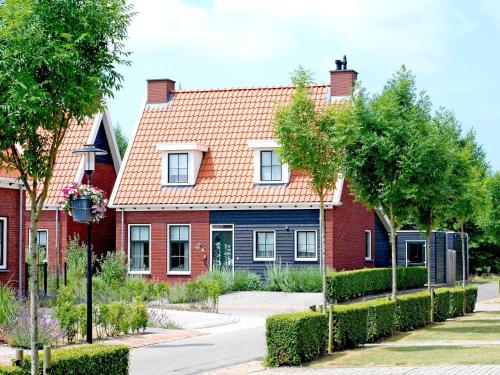 Holiday Home in Colijnsplaat by the Sea — 4-Star Luxury Hotel in Colijnsplaat, Netherlands
