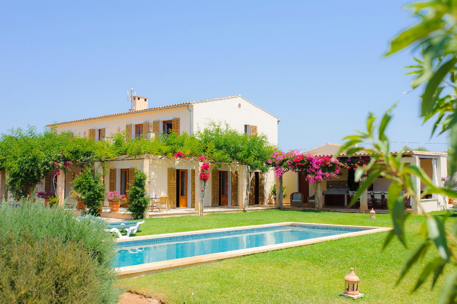 Xemarri — 4-Star Luxury Hotel in Santanyi, Spain