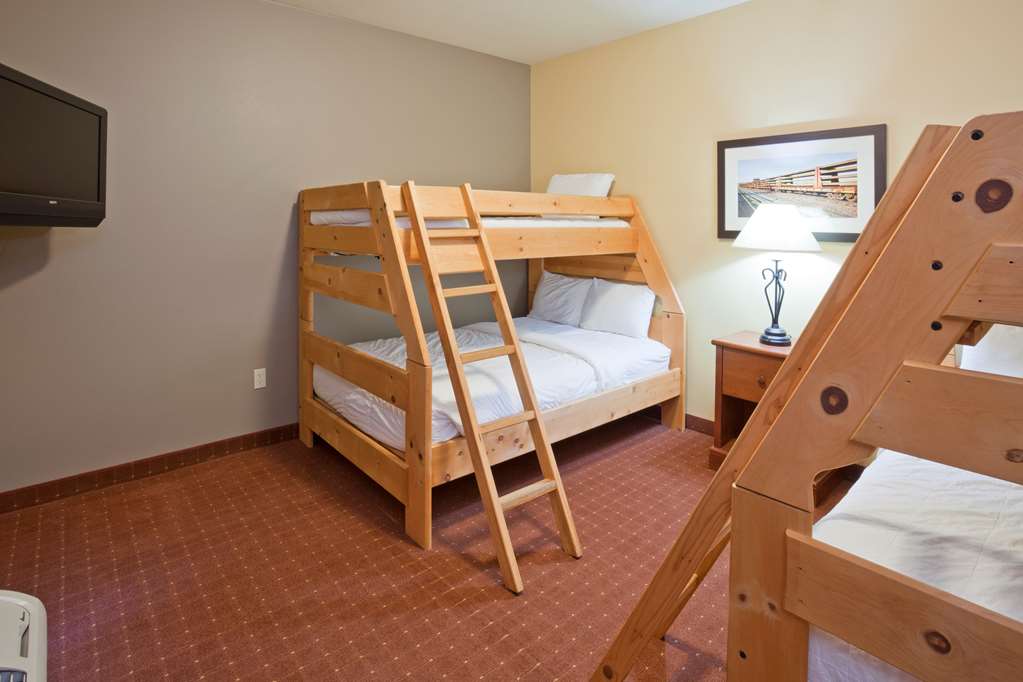 AmericInn by Wyndham Fargo Medical Center - photo 19