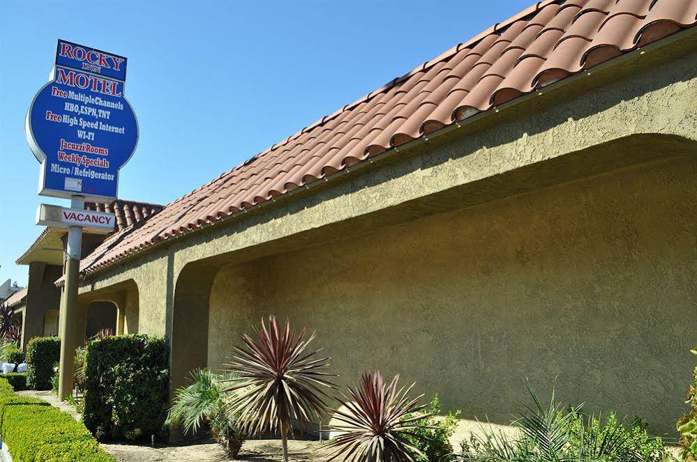 Rocky Inn - photo 8