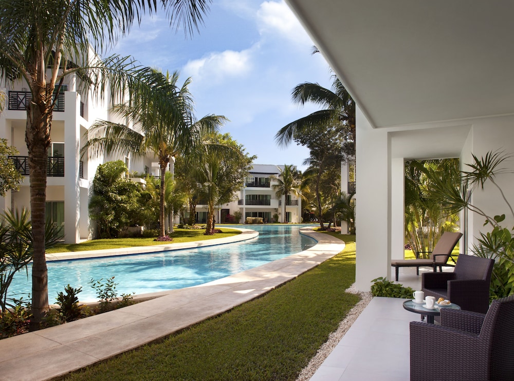 The Fives Beach Hotel &Aacute; la Carte All Inclusive