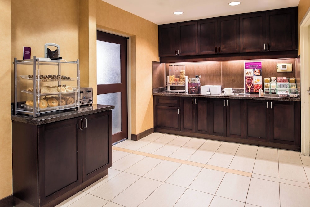 Residence Inn Florence Marriott - photo 23