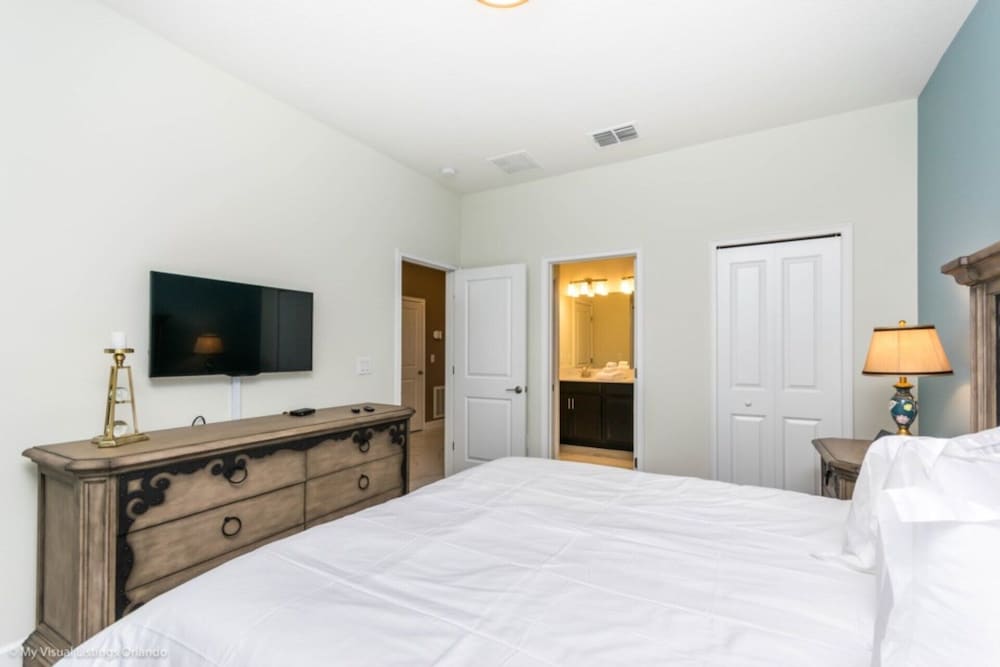 Villa in Champions Gate Resort 2528 - photo 17
