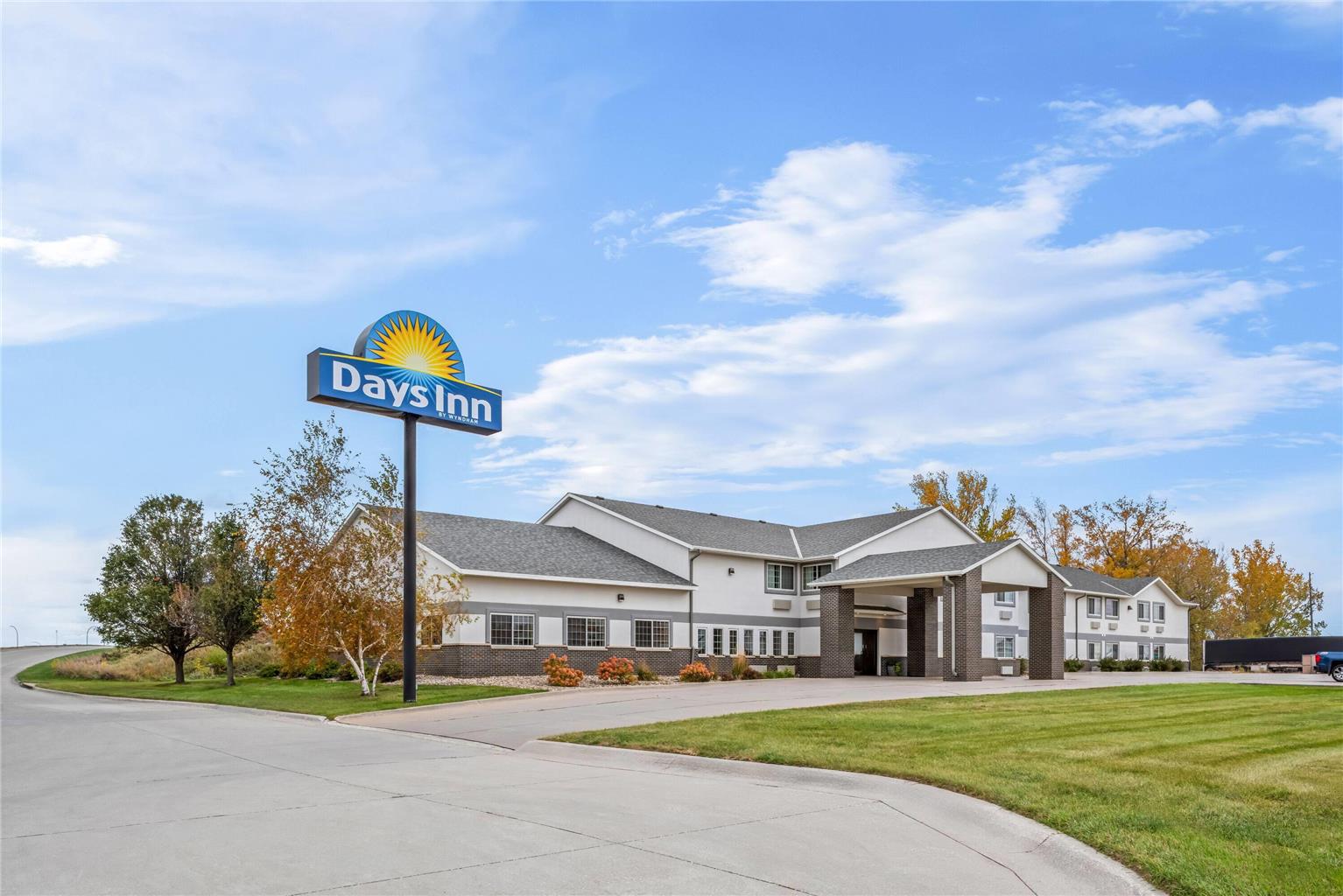 Days Inn by Wyndham Carroll - carbon neutral hotel in Carroll
